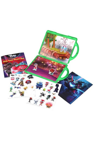 DreamWorks Trolls World Tour: Magnetic Play Set 
